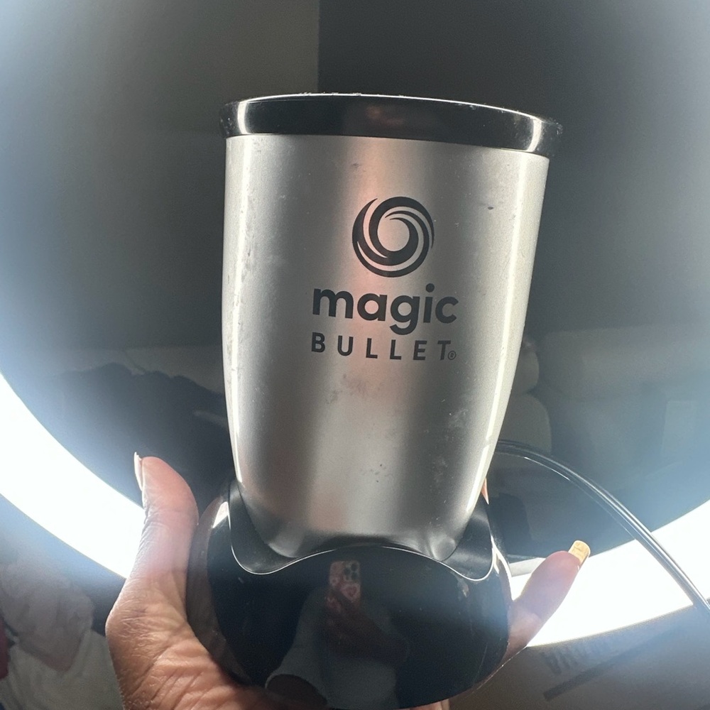 Silver Blender (Used) No Cup just blender